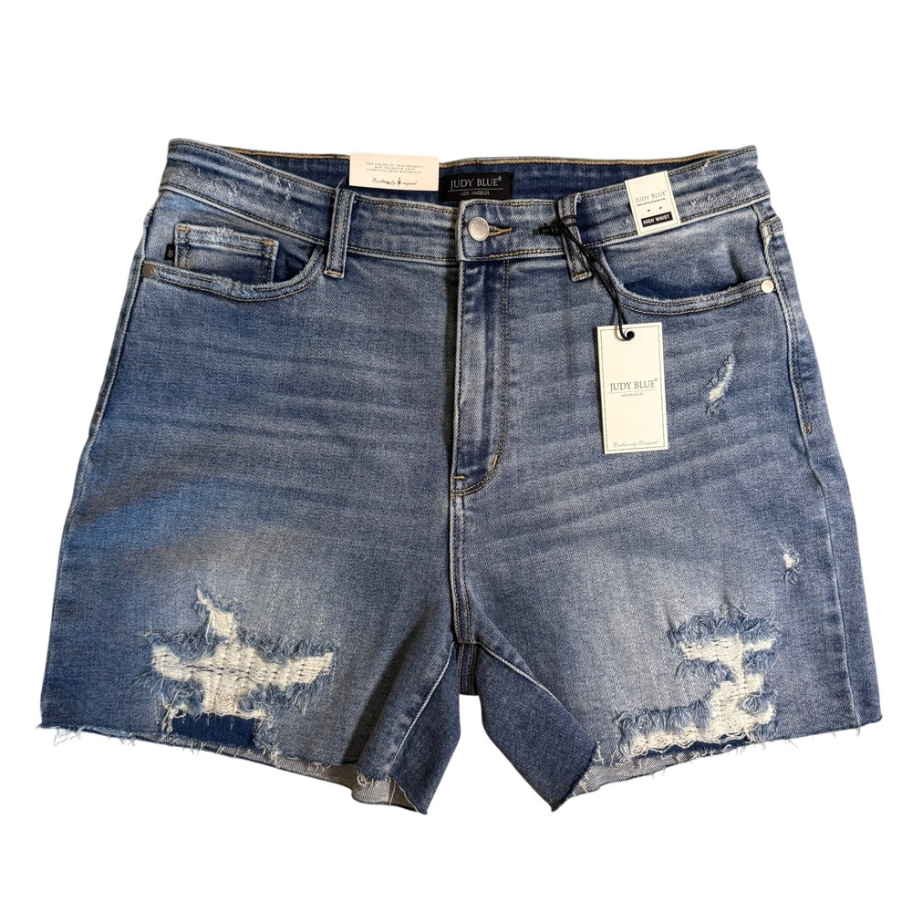 NWT Judy Blue High Waist Distressed Tummy Control Denim Shorts Medium Wash XL